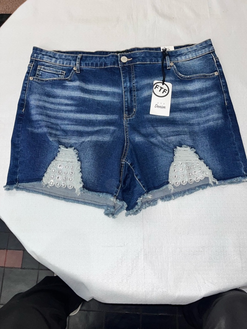 Fashion to Figure Blue Distressed Denim Shorts size 22 (NWT)